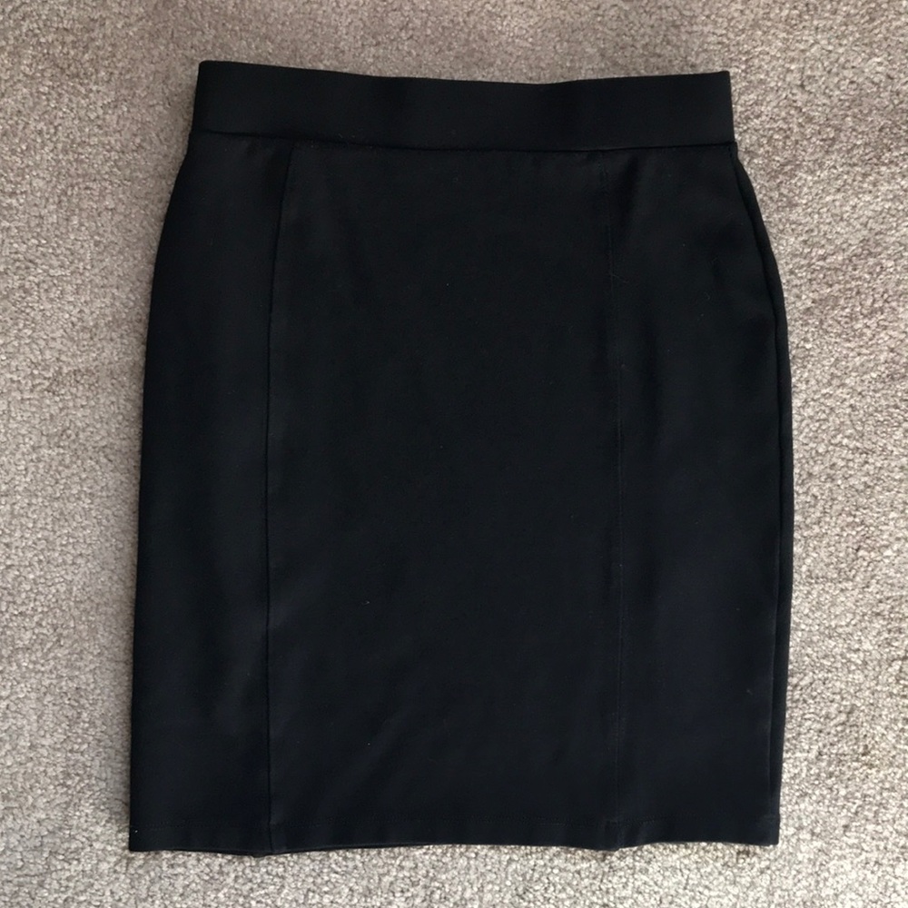 Black pencil skirt